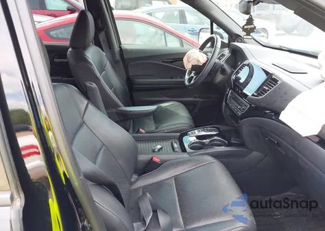 2020 Honda Passport Touring z USA, uszkodzony, nr VIN 5FNYF8H90LB005594